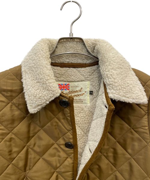 Traditional Weatherwear（トラディショナルウェザーウェア）Traditional Weatherwear (トラディショナルウェザーウェア) キルティングジャケット アイボリー×ブラウン サイズ:36の古着・服飾アイテム