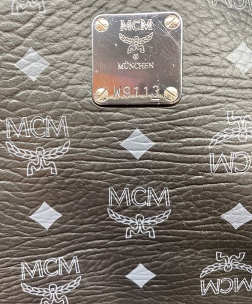 MCM（エムシーエム）MCM (エムシーエム) スタッズリュック ブラックの古着・服飾アイテム