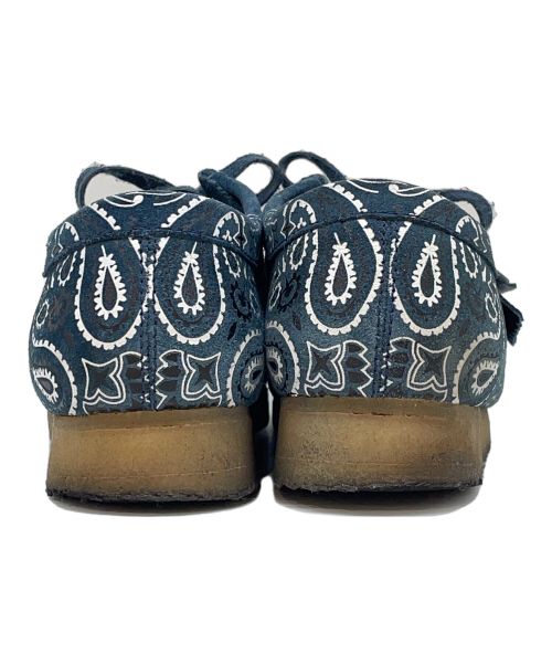 SUPREME（シュプリーム）SUPREME (シュプリーム) CLARKS (クラークス) Bandana Wallabee ネイビー サイズ:26.5の古着・服飾アイテム