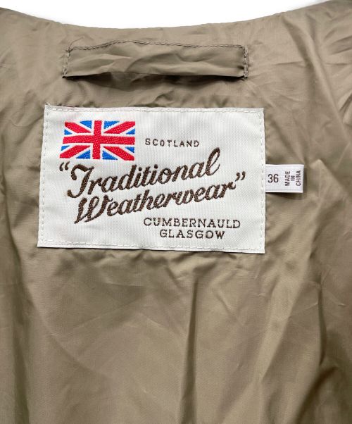 Traditional Weatherwear（トラディショナルウェザーウェア）Traditional Weatherwear (トラディショナルウェザーウェア) ダウンコート オリーブ サイズ:36の古着・服飾アイテム