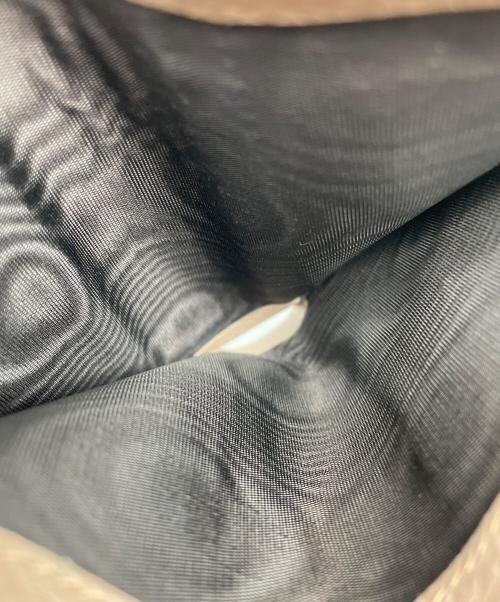 GUCCI（グッチ）GUCCI (グッチ) 財布 ベージュ×ブラウンの古着・服飾アイテム