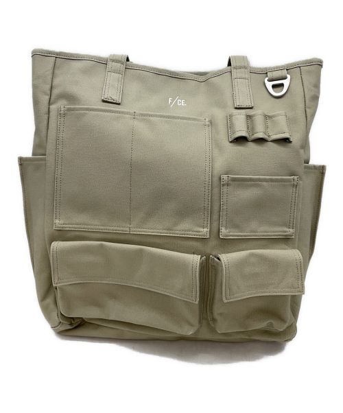 F/CE.（エフシーイー）F/CE. (エフシーイー) ポケットトートバッグ カーキの古着・服飾アイテム