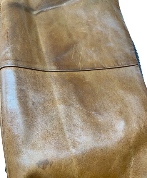 CORNELIAN TAURUS by daisuke iwanaga（コーネリアンタウラス バイ ダイスケイワナガ）CORNELIAN TAURUS by daisuke iwanaga (コーネリアンタウラス バイ ダイスケイワナガ) レザーショルダーバッグ ブラウンの古着・服飾アイテム