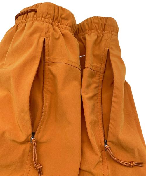NIKE ACG（ナイキエーシージー）NIKE ACG (ナイキエージーシー) ショートパンツ オレンジ サイズ:Lの古着・服飾アイテム
