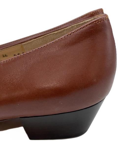 Salvatore Ferragamo（サルヴァトーレ フェラガモ）Salvatore Ferragamo (サルヴァトーレ フェラガモ) ヴァラリボンパンプス ブラウン サイズ:7Cの古着・服飾アイテム