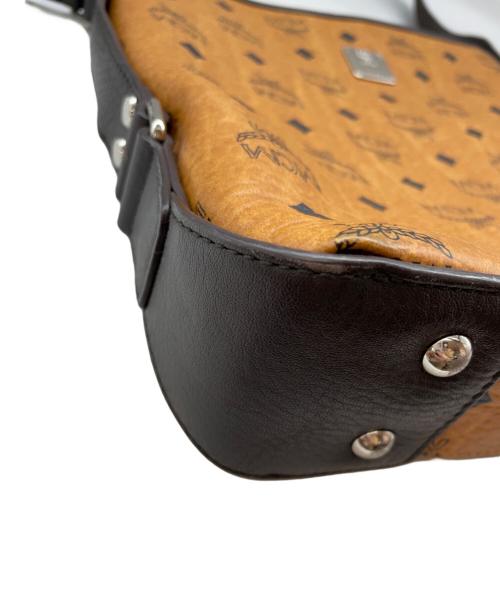 MCM（エムシーエム）MCM (エムシーエム) ショルダーバッグ ブラウンの古着・服飾アイテム