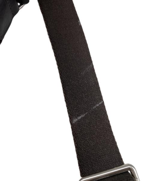 MCM（エムシーエム）MCM (エムシーエム) ショルダーバッグ ブラウンの古着・服飾アイテム