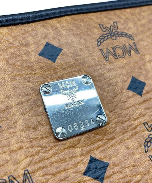 MCM（エムシーエム）MCM (エムシーエム) ショルダーバッグ ブラウンの古着・服飾アイテム