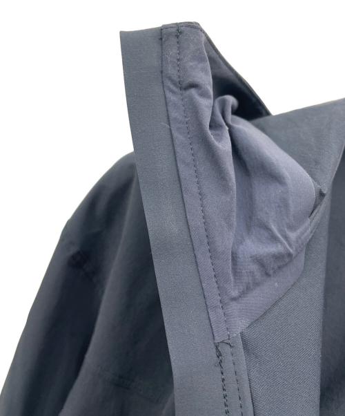 ARC'TERYX（アークテリクス）ARC'TERYX (アークテリクス) マウンテンパーカー ネイビー サイズ:Sの古着・服飾アイテム