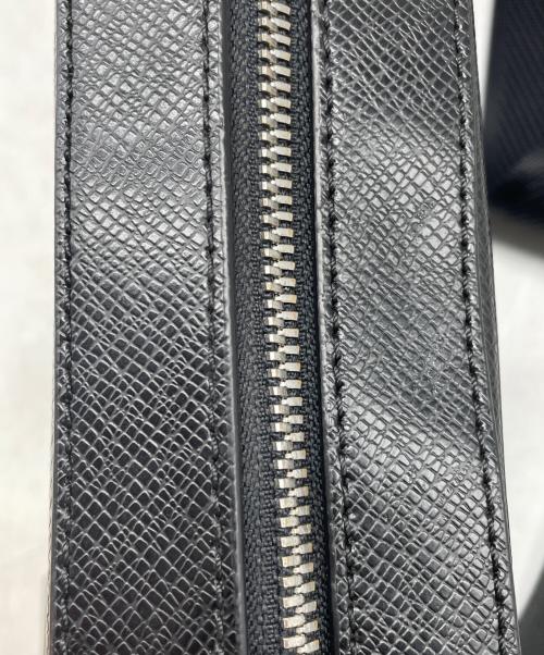 Vivienne Westwood（ヴィヴィアンウエストウッド）Vivienne Westwood (ヴィヴィアンウエストウッド) ボディーバッグ ブラックの古着・服飾アイテム