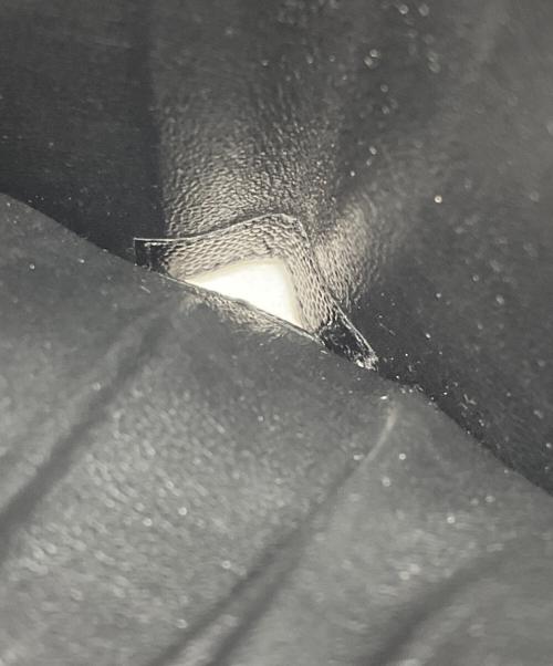 Yves Saint Laurent（イヴサンローラン）Yves Saint Laurent (イヴサンローラン) 2つ折り財布 ブラックの古着・服飾アイテム