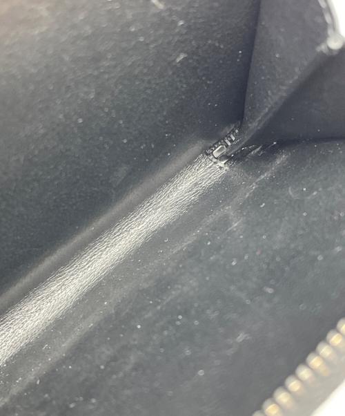 Yves Saint Laurent（イヴサンローラン）Yves Saint Laurent (イヴサンローラン) 2つ折り財布 ブラックの古着・服飾アイテム