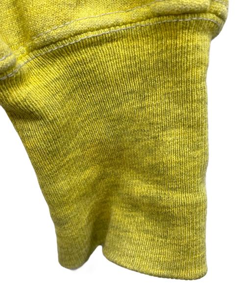 Champion REVERSE WEAVE（チャンピオン リバース ウィーブ）Champion REVERSE WEAVE (チャンピオン リバース ウィーブ) スウェット イエロー サイズ:LARGEの古着・服飾アイテム