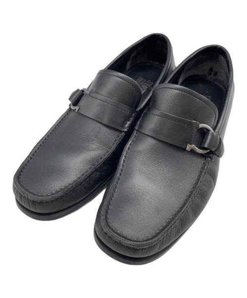 Salvatore Ferragamo（サルヴァトーレ フェラガモ）Salvatore Ferragamo (サルヴァトーレ フェラガモ) ドライビングシューズ ブラック サイズ:61/2の古着・服飾アイテム