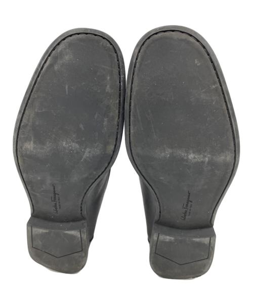 Salvatore Ferragamo（サルヴァトーレ フェラガモ）Salvatore Ferragamo (サルヴァトーレ フェラガモ) ドライビングシューズ ブラック サイズ:61/2の古着・服飾アイテム