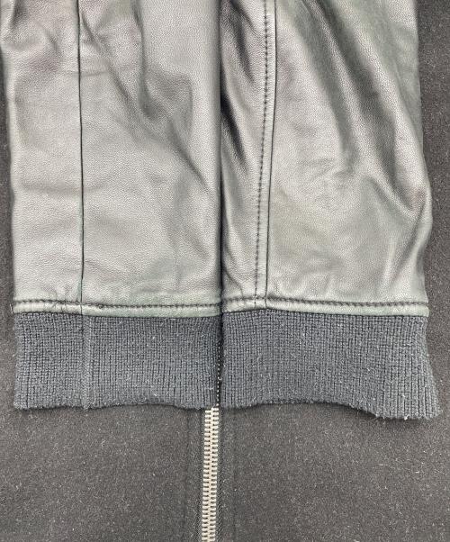 EMPORIO ARMANI（エンポリオアルマーニ）EMPORIO ARMANI (エンポリオアルマーニ) スタジャン ブラック サイズ:Sの古着・服飾アイテム