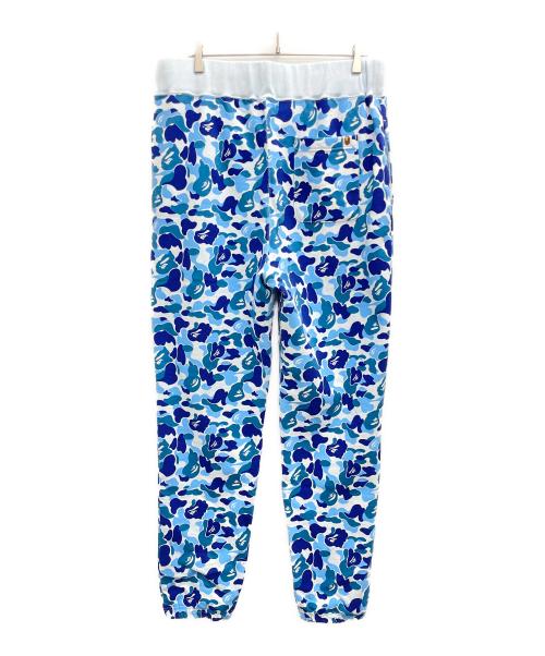 A BATHING APE（ア ベイシング エイプ）A BATHING APE (ア ベイシング エイプ) ABC CAMO SWEAT PANT ブルー サイズ:2XLの古着・服飾アイテム