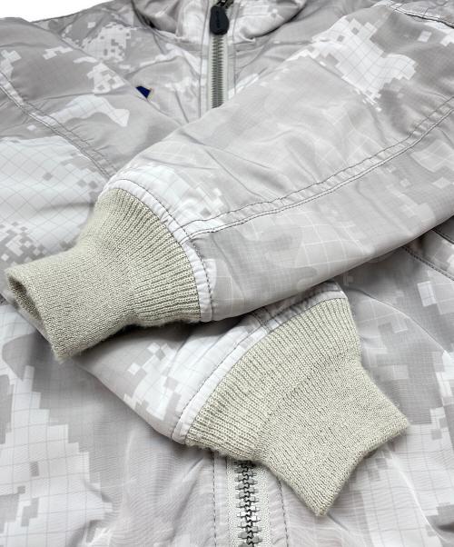 AVIREX（アヴィレックス）AVIREX (アヴィレックス) アメリカ空軍70周年記念タイプ MA-1ジャケット グレー サイズ:Mの古着・服飾アイテム