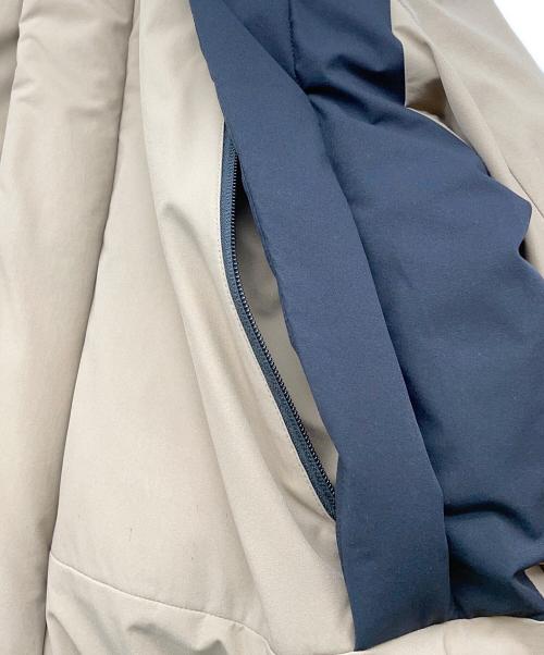 FIRST DOWN（ファーストダウン）FIRST DOWN (ファーストダウン) ダウンジャケット ベージュ サイズ:Lの古着・服飾アイテム