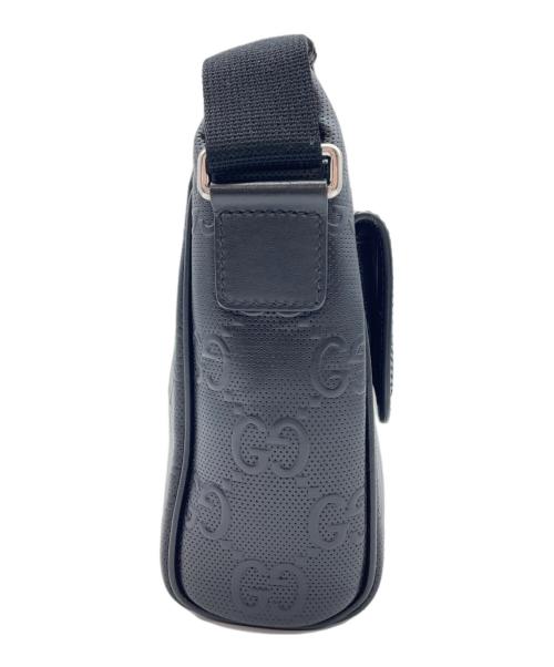 GUCCI（グッチ）GUCCI (グッチ) GGエンボス メッセンジャーバッグ ブラックの古着・服飾アイテム