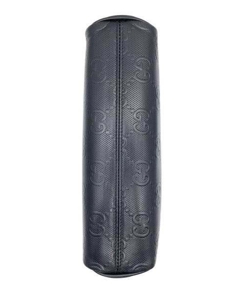 GUCCI（グッチ）GUCCI (グッチ) GGエンボス メッセンジャーバッグ ブラックの古着・服飾アイテム