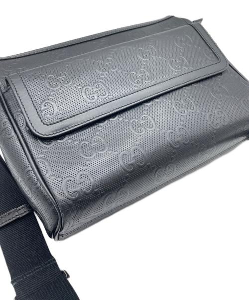 GUCCI（グッチ）GUCCI (グッチ) GGエンボス メッセンジャーバッグ ブラックの古着・服飾アイテム