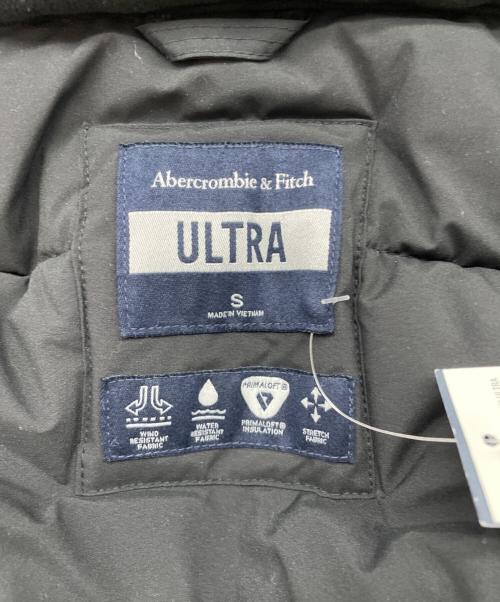 Abercrombie & Fitch（アバクロンビー アンド フィッチ）Abercrombie & Fitch (アバクロンビー アンド フィッチ) 中綿コート ブラック サイズ:S 未使用品の古着・服飾アイテム