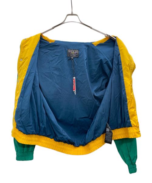 GUESS（ゲス）GUESS (ゲス) J balvin (J.バルヴィン) ナイロンロゴウィンドブレーカー マルチカラー サイズ:Mの古着・服飾アイテム