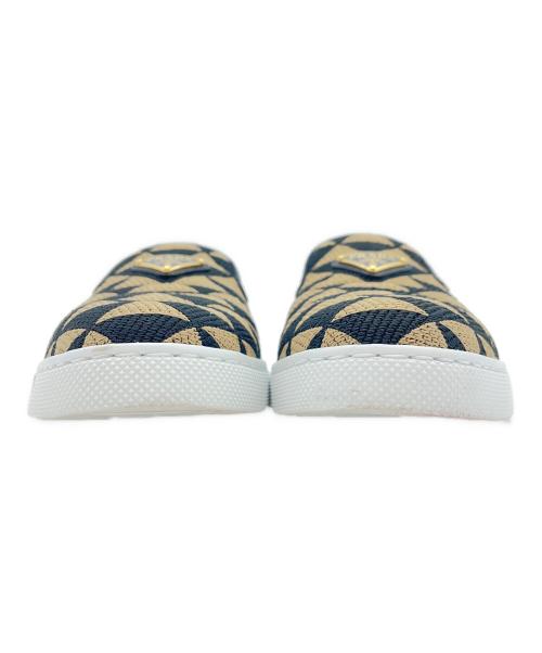 PRADA（プラダ）PRADA (プラダ) スニーカー ベージュ サイズ:35の古着・服飾アイテム