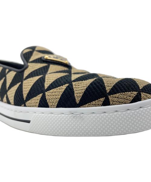 PRADA（プラダ）PRADA (プラダ) スニーカー ベージュ サイズ:35の古着・服飾アイテム