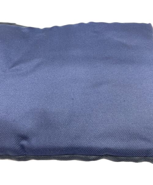 BURBERRY（バーバリー）BURBERRY (バーバリー) 中綿マフラー ネイビーの古着・服飾アイテム