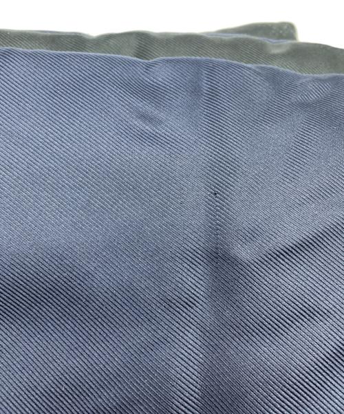 BURBERRY（バーバリー）BURBERRY (バーバリー) 中綿マフラー ネイビーの古着・服飾アイテム