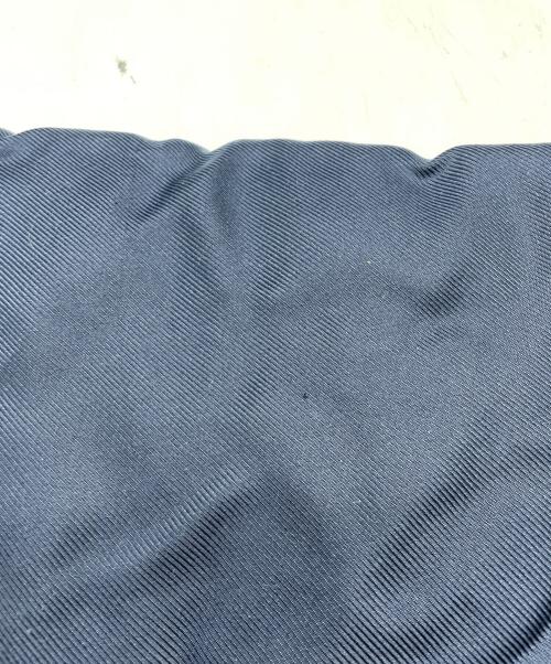 BURBERRY（バーバリー）BURBERRY (バーバリー) 中綿マフラー ネイビーの古着・服飾アイテム