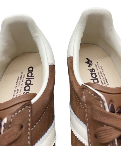 adidas（アディダス）adidas (アディダス) GAZELLE　LVL029002 ブラウン×ホワイト サイズ:30の古着・服飾アイテム