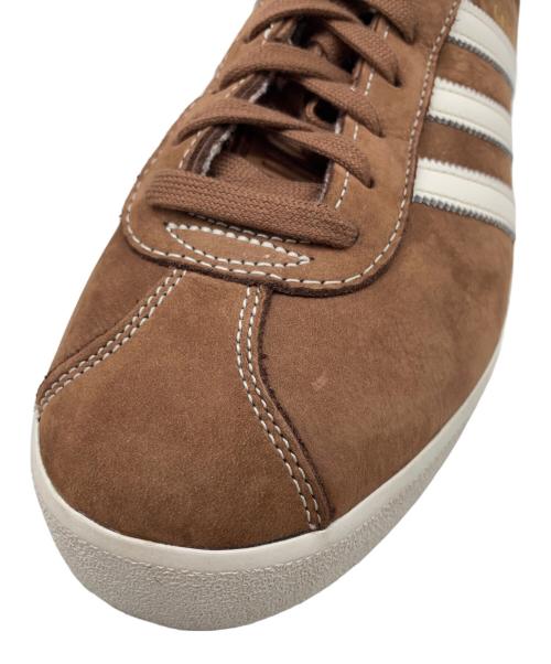 adidas（アディダス）adidas (アディダス) GAZELLE　LVL029002 ブラウン×ホワイト サイズ:30の古着・服飾アイテム