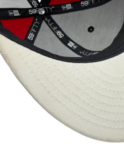 New Era（ニューエラ）New Era (ニューエラ) 59FIFTY CHICAGO BULLS ブラック×レッド サイズ:SIZE 7 1/2(59.6cm)の古着・服飾アイテム