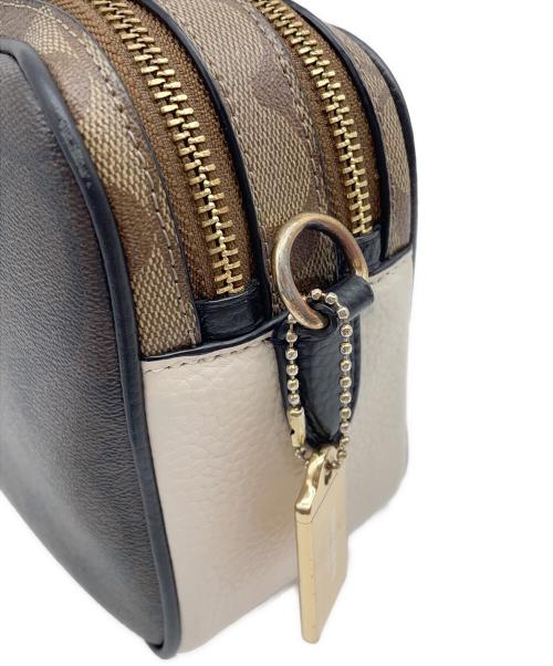 COACH（コーチ）COACH (コーチ) ショルダーバッグ ベージュの古着・服飾アイテム