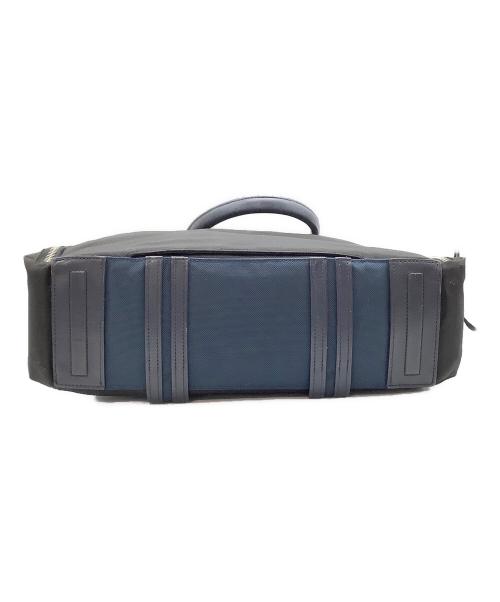 TUMI（トゥミ）TUMI (トゥミ) トートバッグ ブラックの古着・服飾アイテム