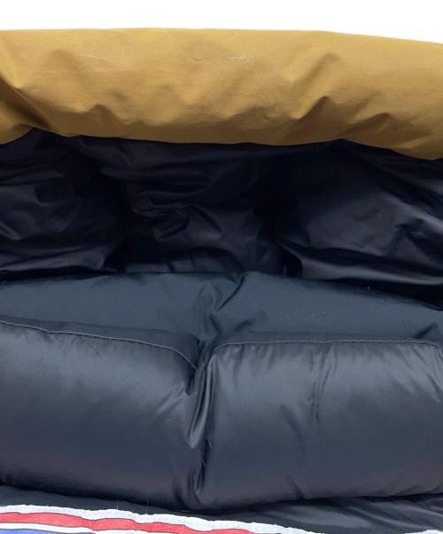 FIRST DOWN（ファーストダウン）FIRST DOWN (ファーストダウン) マウンテンダウンジャケット ベージュ×ブラック サイズ:Sの古着・服飾アイテム