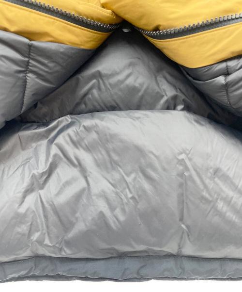 FIRST DOWN（ファーストダウン）FIRST DOWN (ファーストダウン) マウンテンダウンジャケット ベージュ×ブラック サイズ:Sの古着・服飾アイテム