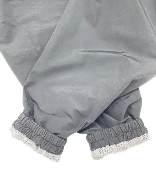 N°21（ヌメロヴェントゥーノ）N°21 (ヌメロヴェントゥーノ) FILA (フィラ) ナイロンフーデッドジャケット ブラック サイズ:Mの古着・服飾アイテム