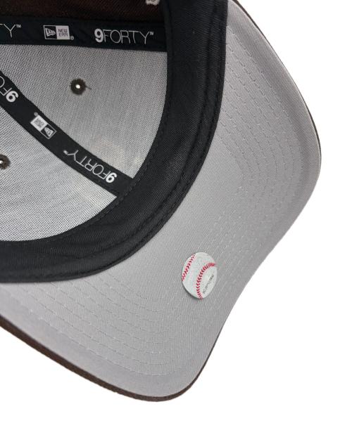 New Era（ニューエラ）New Era (ニューエラ) 9FORTY MLBワールドシリーズ SANDIEGO PADRES 1998 ブラウン サイズ:ADJUSTABLEの古着・服飾アイテム