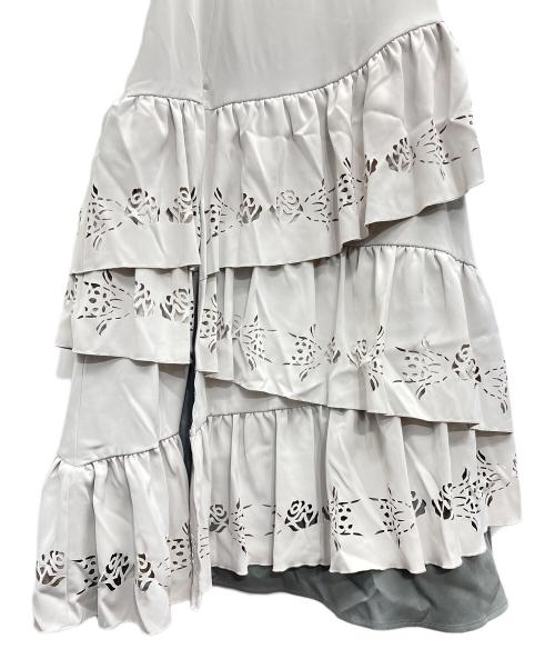 HARE（ハレ）HARE (ハレ) Ado (アド) LASER CUT TIERED SKIRT グレー サイズ:Fの古着・服飾アイテム