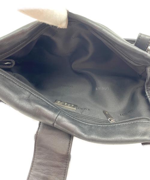 LOEWE（ロエベ）LOEWE (ロエベ) ショルダーバッグ ブラックの古着・服飾アイテム
