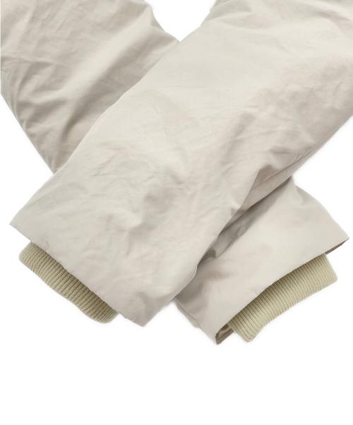 Y(dot) BY NORDISK（ワイドット バイ ノルディスク）Y(dot) BY NORDISK (ワイドット バイ ノルディスク) ダウンコート ベージュ サイズ:Mの古着・服飾アイテム