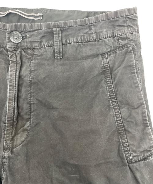 STONE ISLAND（ストーンアイランド）STONE ISLAND (ストーンアイランド) PANTALONE COMFORT ロゴパッチ ガーメントダイ カーゴパンツ グレー サイズ:W32の古着・服飾アイテム