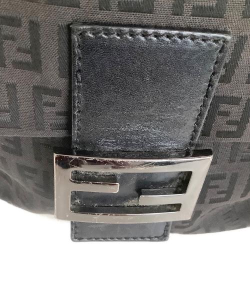 FENDI（フェンディ）FENDI (フェンディ) ショルダーバッグ ブラックの古着・服飾アイテム