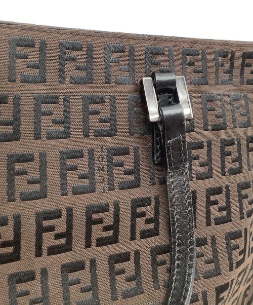 FENDI（フェンディ）FENDI (フェンディ) ハンドバッグ ブラウンの古着・服飾アイテム