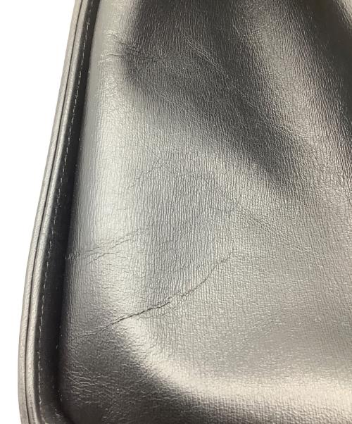 印傳屋（インデンヤ）印傳屋 (インデンヤ) ハンドバッグ ブラック×ゴールドの古着・服飾アイテム