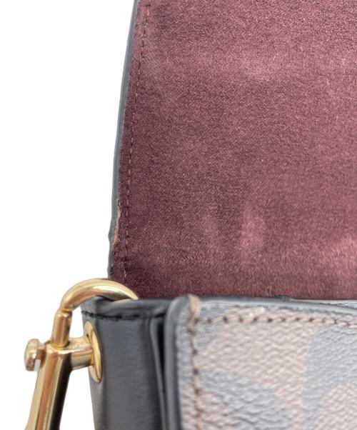 COACH（コーチ）COACH (コーチ) シグネチャー　ショルダーバッグ  ブラウン×ブラックの古着・服飾アイテム